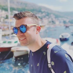 Meet your Posher, Jonathan